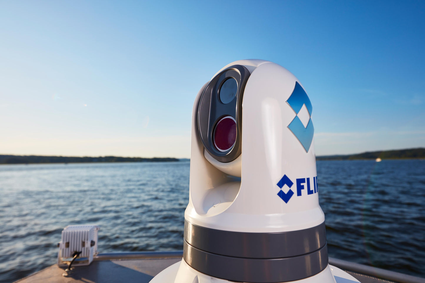 FLIR M364C
