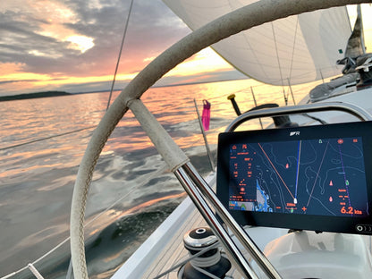 Easter Combo Deal - Raymarine Axiom+ 12" & Quantum 2 - Q24D Doppler 18" Radar - SAVE R15,000 !!!